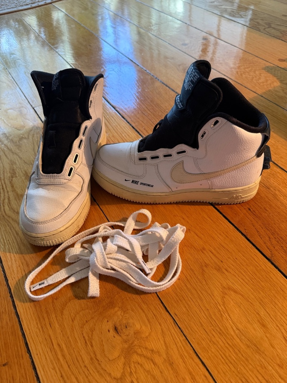 Nike AF1 High-Top Sneakers - Picture 2 of 3